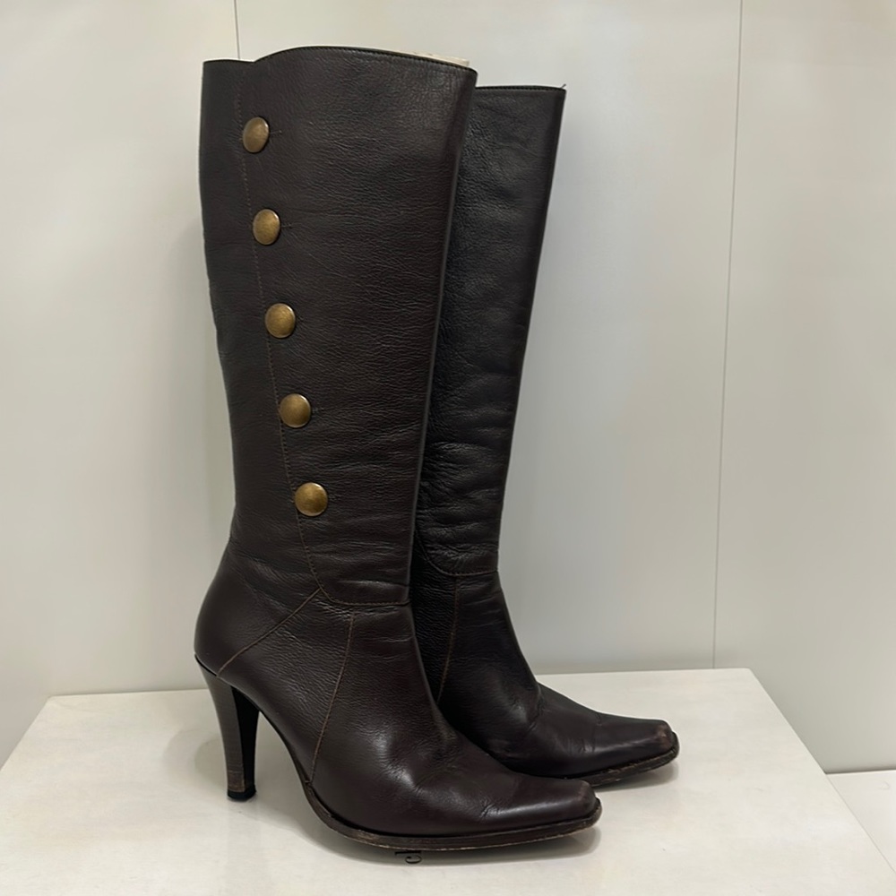Charles David 8.5 dark brown leather boots